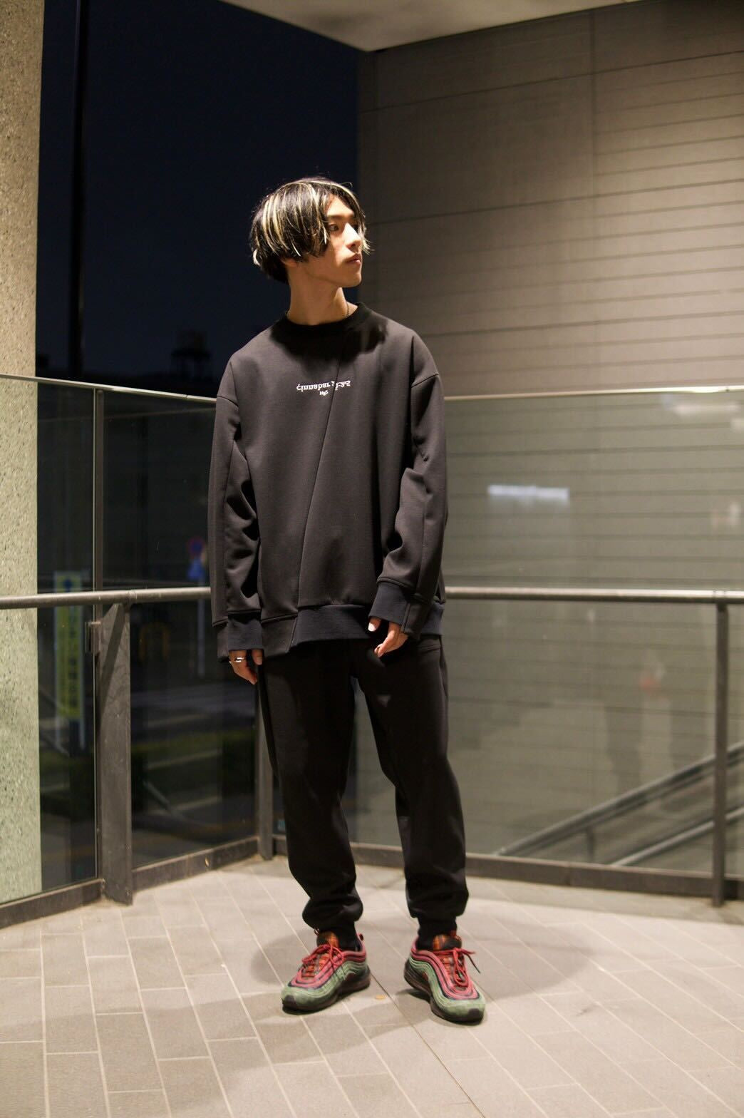 【販売中】05 Embroidery Logo Sweat