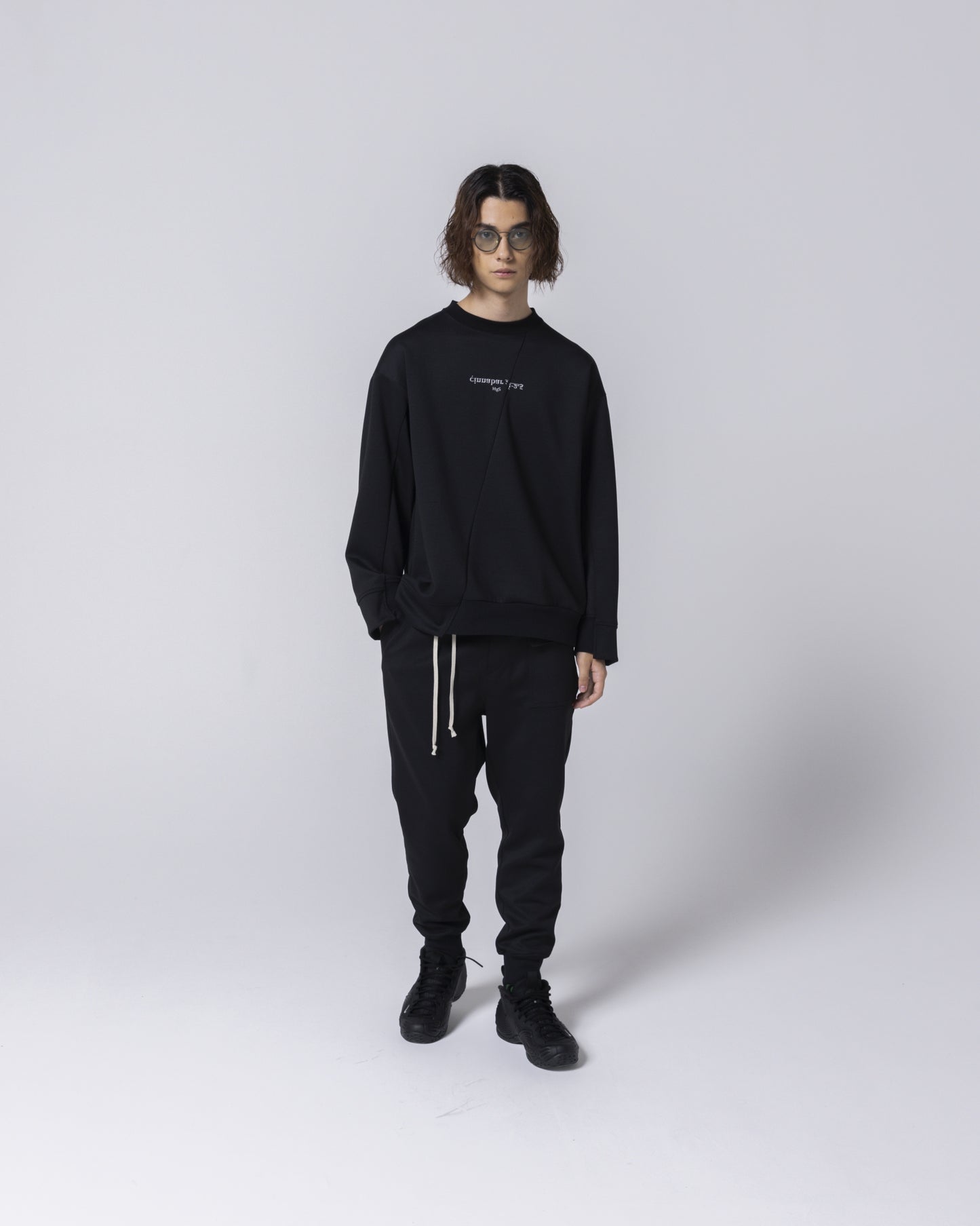 【販売中】05 Embroidery Logo Sweat